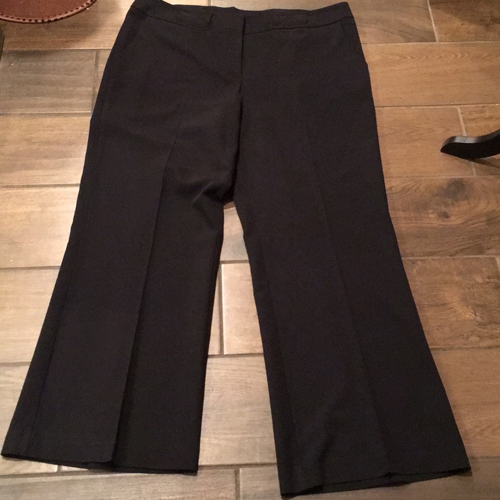 Dress barn woman slacks 14w
